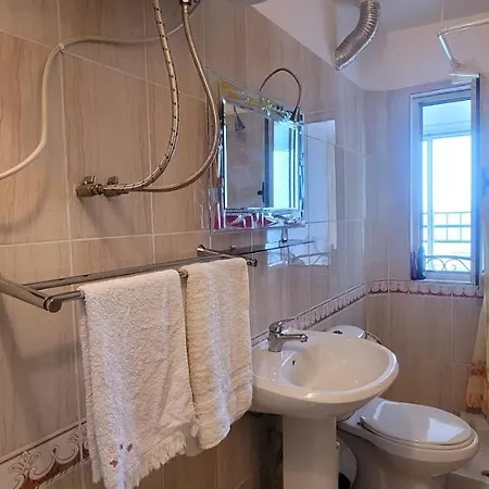 Family House Sarandë