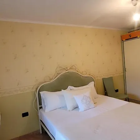 Family House Sarandë