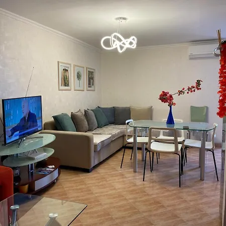 Family House Sarandë