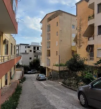 Family House * Saranda