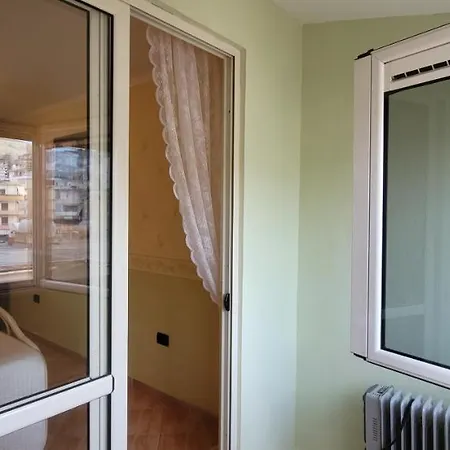 Family House * Saranda